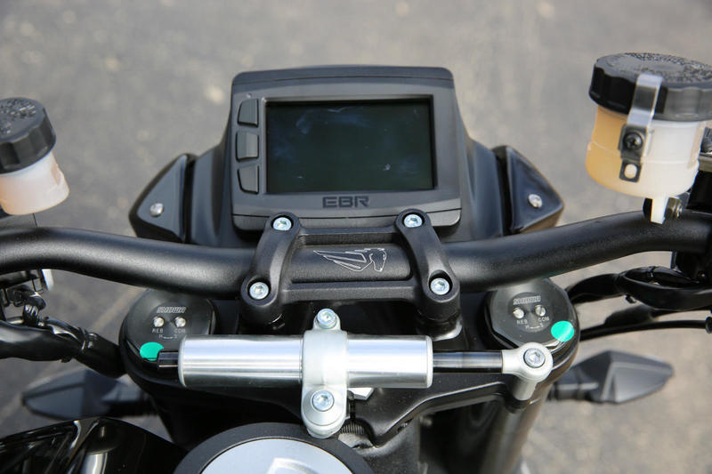 20170313_234828000_iOS