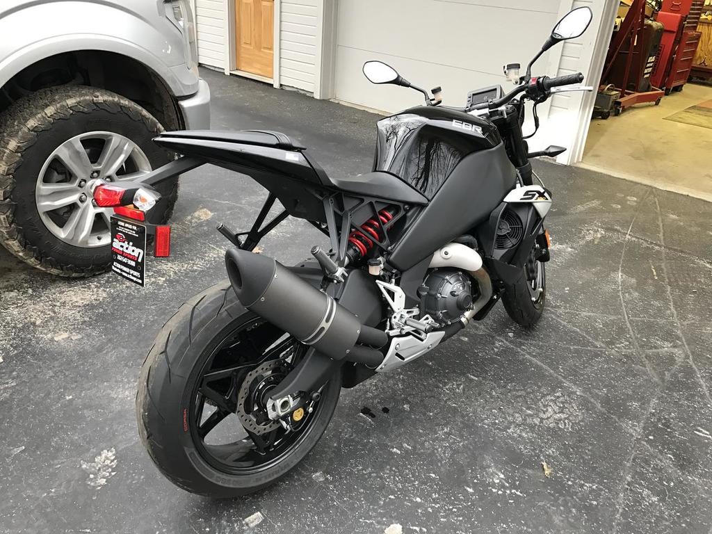 20170327_225915352_iOS