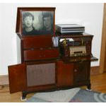 1947 RCA 648-PV with 1983 RCA SKT400 CED Player