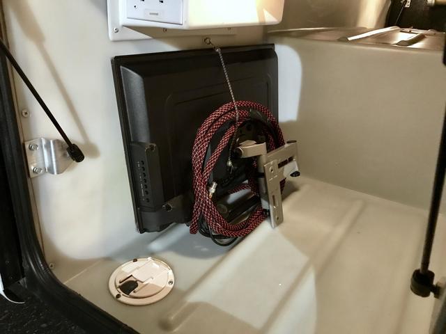 20171026_012715234_iOS